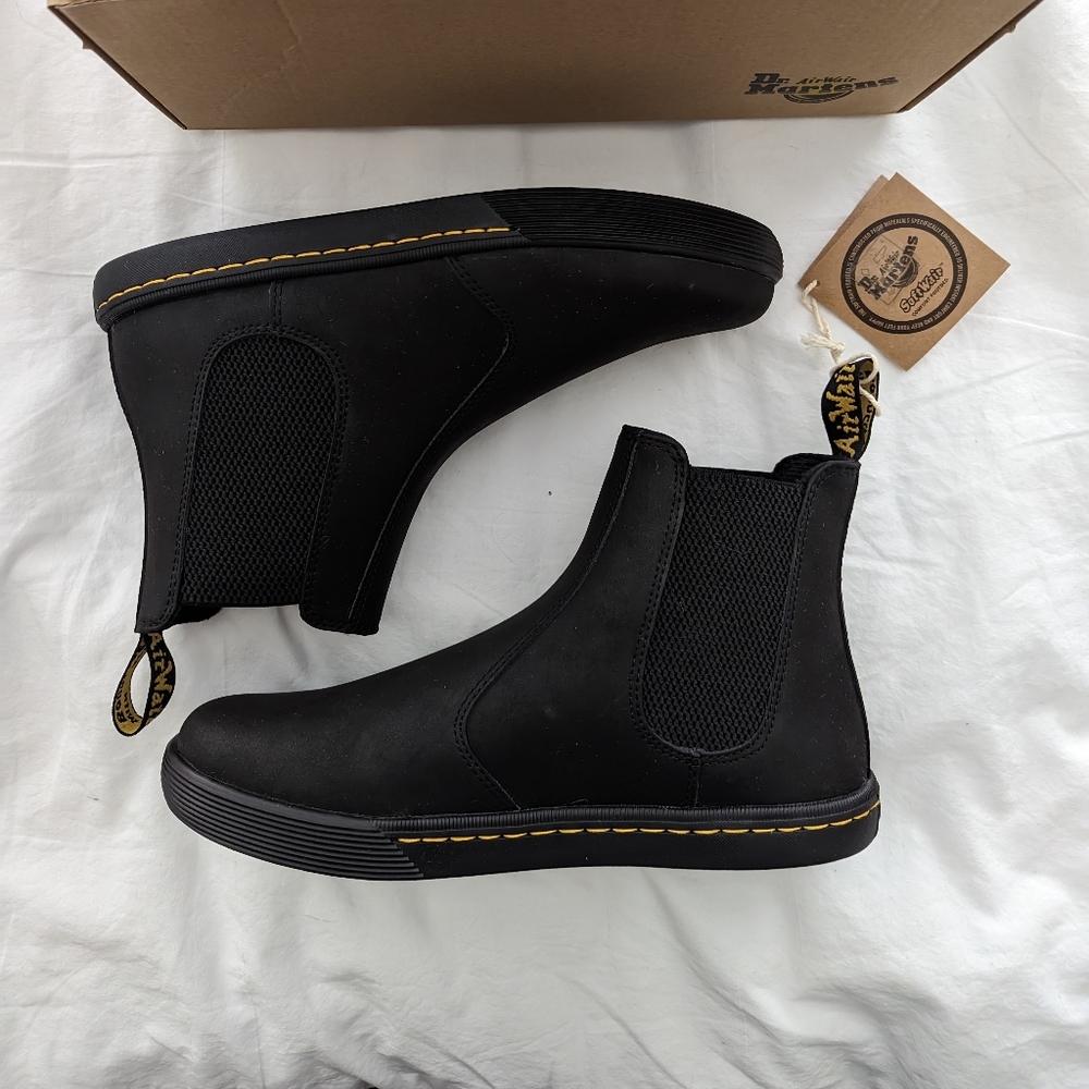 NIB Dr. Martens Makela boots